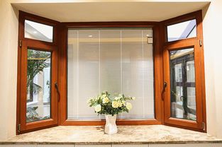 成都家居升级指南 18种经典封阳台窗型全解析，精选五金配件打造理想之家